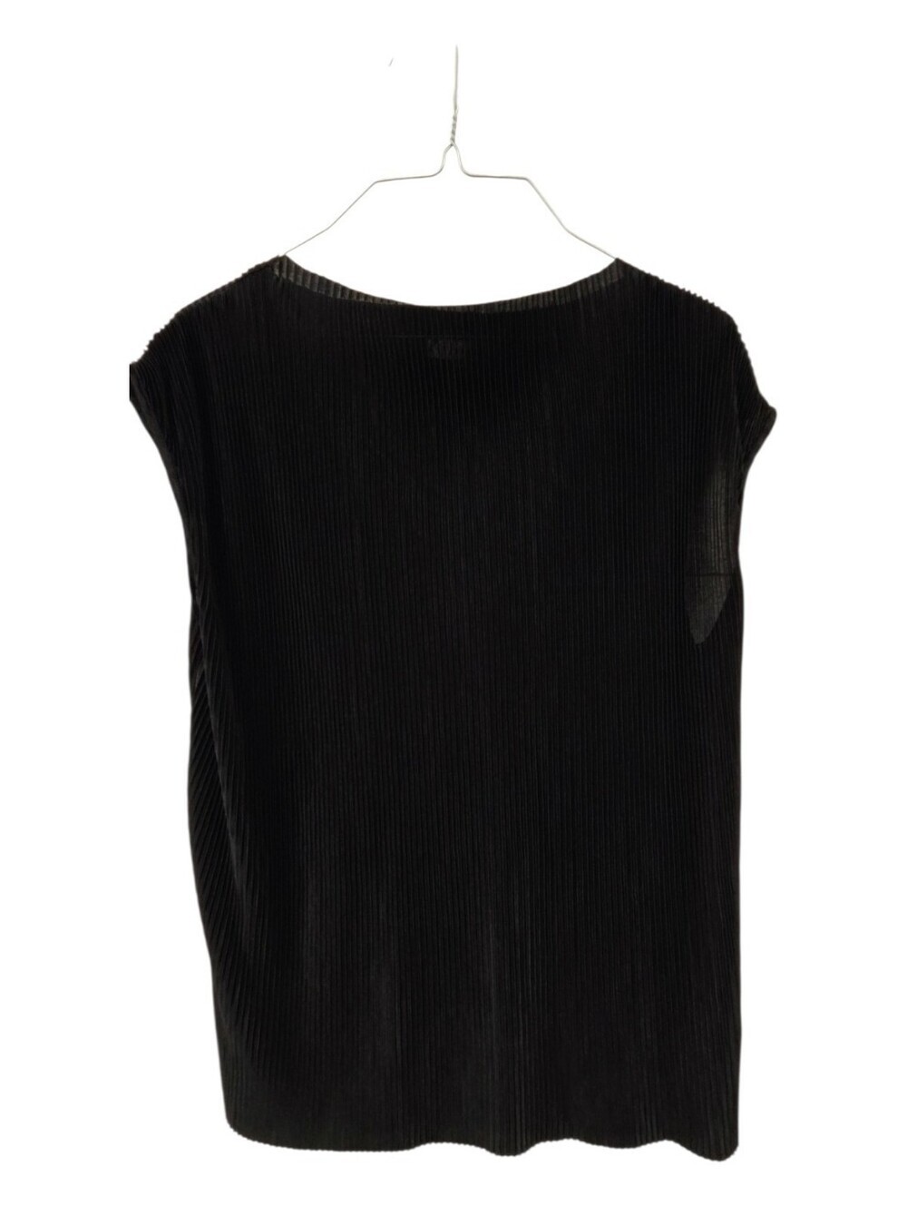 Ro & De Black Pleated Black Sleeveless Blouse Large
